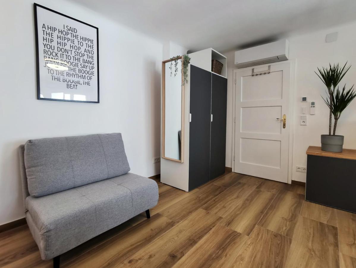 Neues City Center Piano Appartement Mit Netflix Klagenfurt am Woerthersee Exterior foto